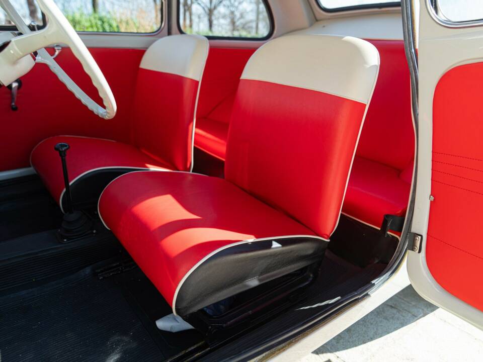 Image 41/50 of FIAT 500 Sport (1960)