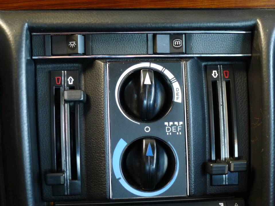 Immagine 12/42 di Mercedes-Benz 450 SEL 6,9 (1976)