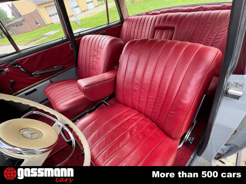 Image 7/15 of Mercedes-Benz 220 SE b (1961)
