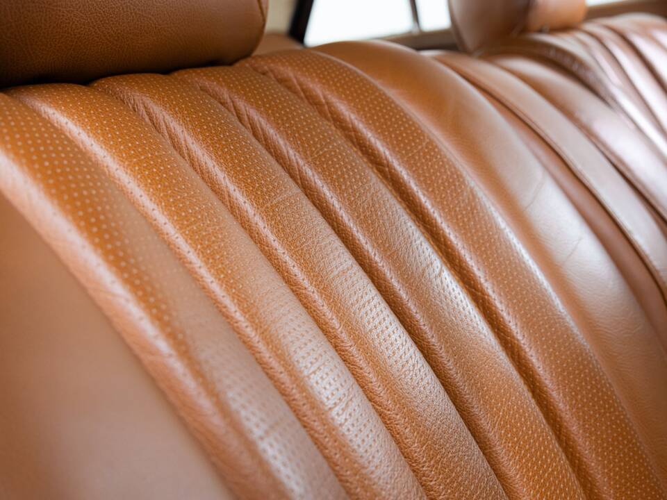 Image 15/26 of Mercedes-Benz 280 SE 4,5 (1972)