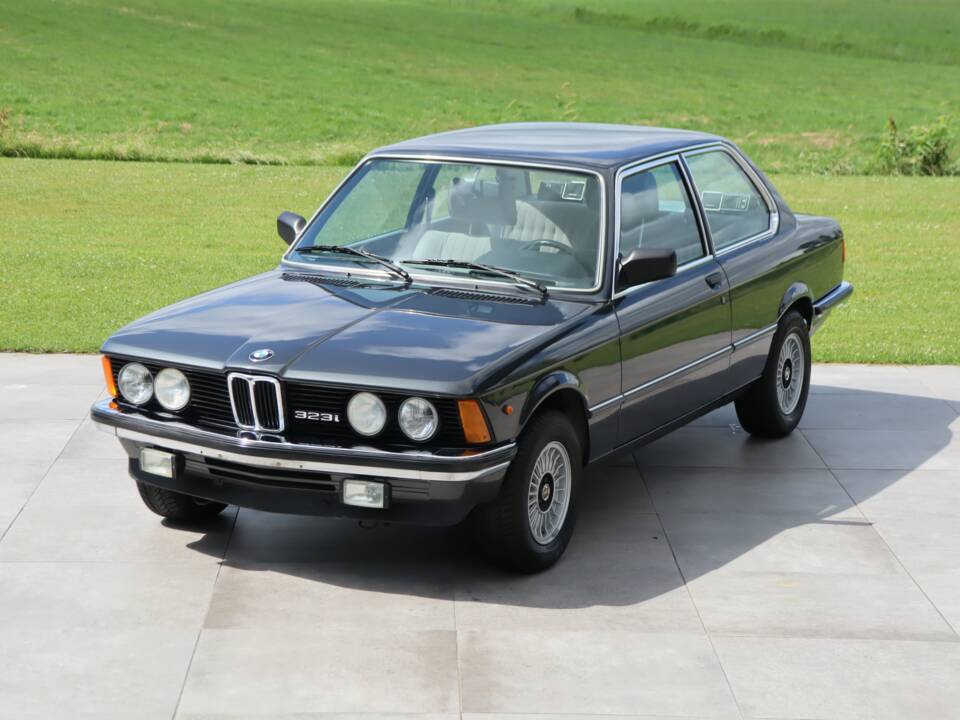 Image 6/50 of BMW 323i (1980)