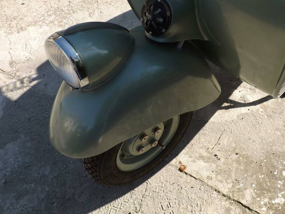 Immagine 26/44 di Piaggio Vespa 125 (1951)