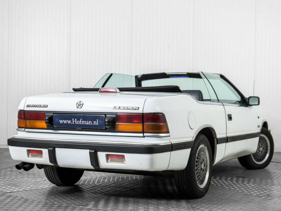 Bild 39/50 von Chrysler Le Baron 2.5 Turbo (1988)