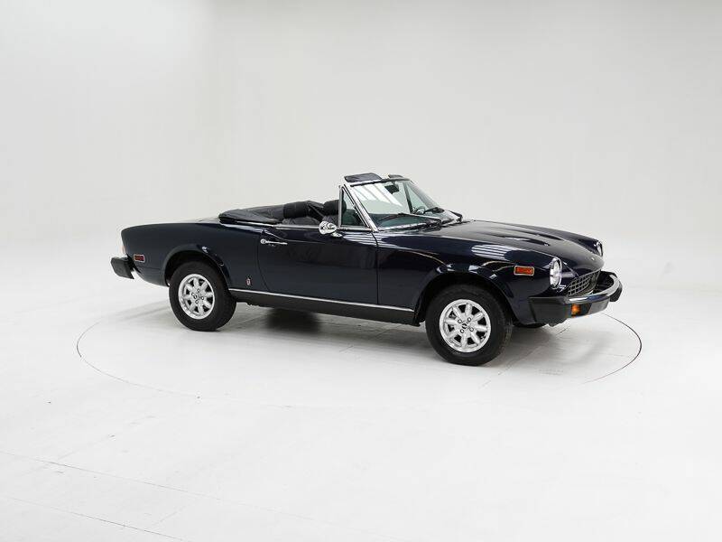 Bild 3/15 von FIAT 124 Spider CS1 (1977)