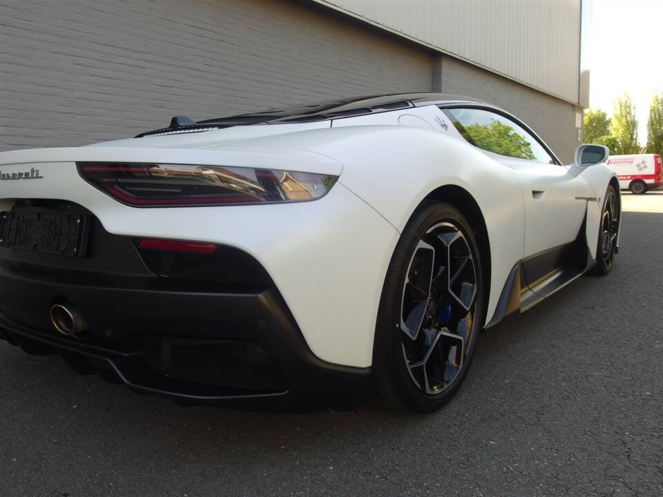 Imagen 20/100 de Maserati MC20 (2022)