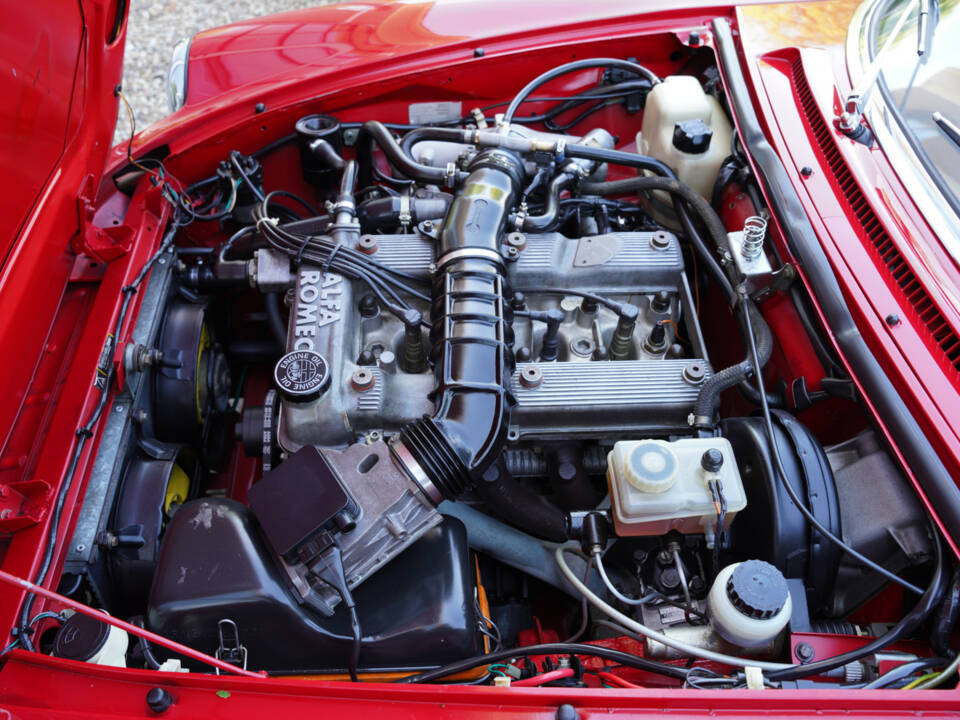 Image 38/50 of Alfa Romeo 2.0 Spider (1990)