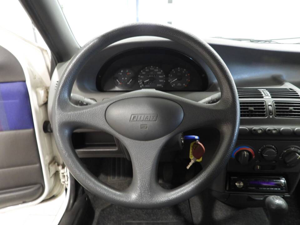 Bild 6/15 von FIAT Punto 60 S (1997)