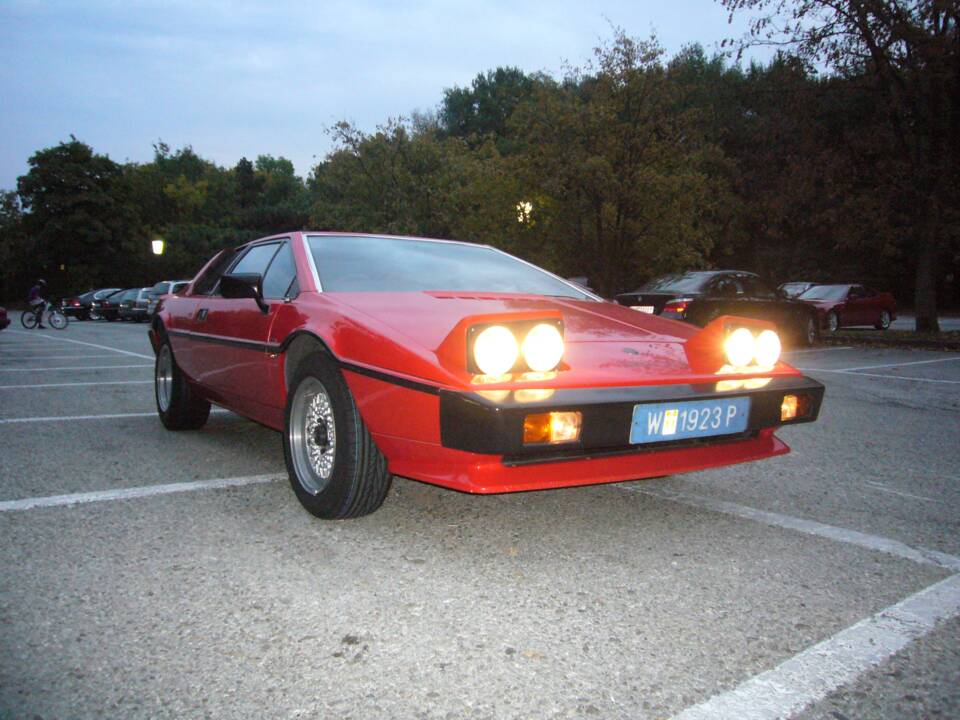 Bild 7/18 von Lotus Esprit (1983)