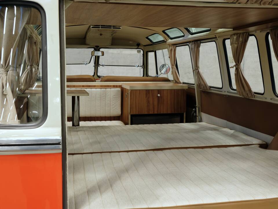 Bild 12/24 von Volkswagen T1 Brasil 1.6 (1975)