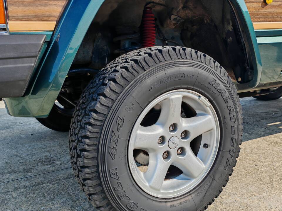 Immagine 15/37 di Jeep Cherokee (1991)