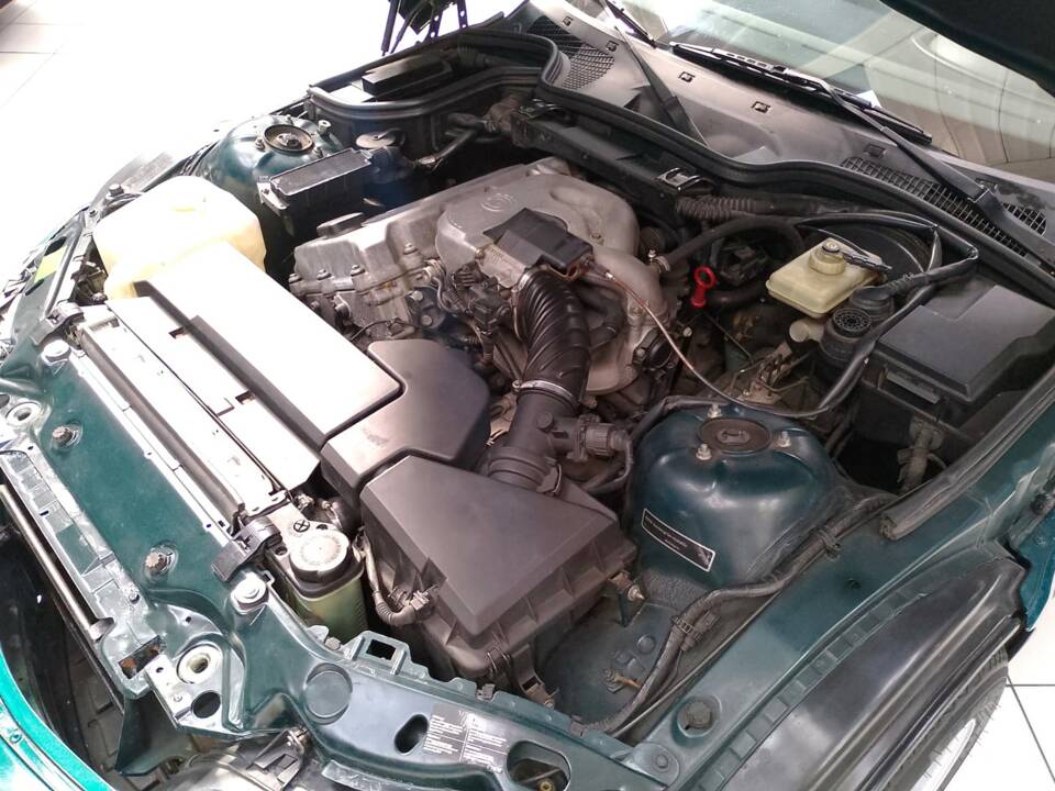 Image 40/43 of BMW Z3 1.9 (1997)