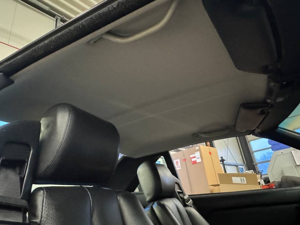 Image 19/37 de Mercedes-Benz 500 SL 6.0 AMG (1990)