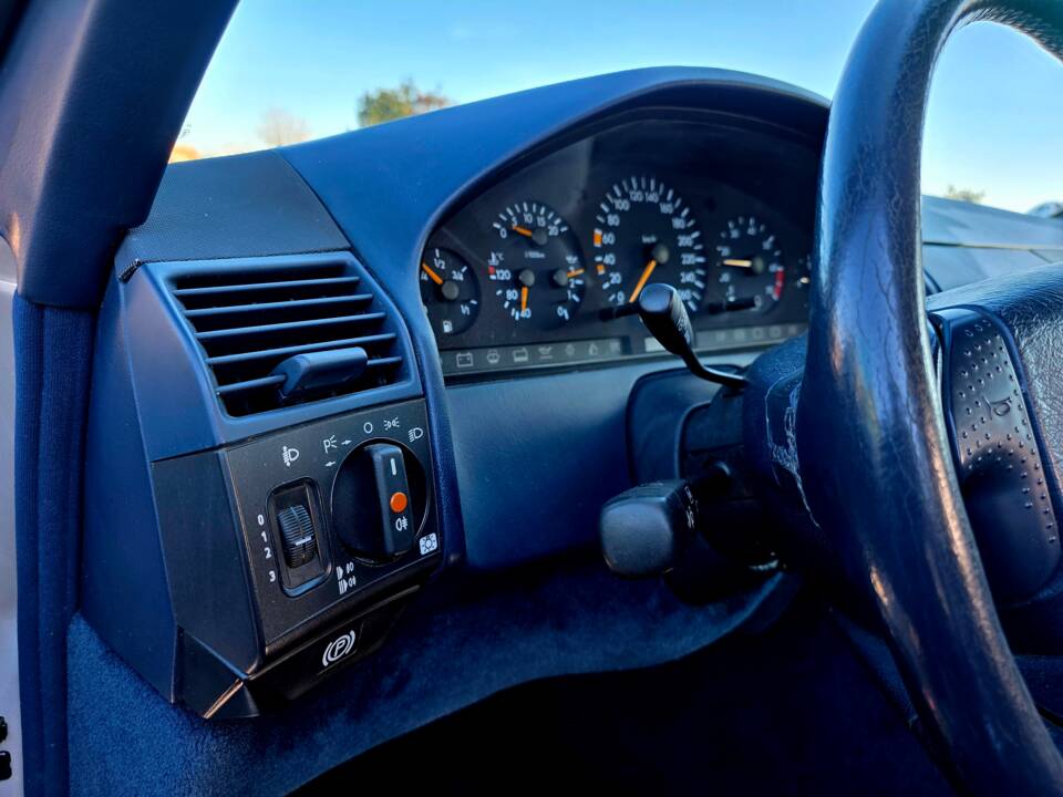 Bild 22/38 von Mercedes-Benz SL 500 (1998)