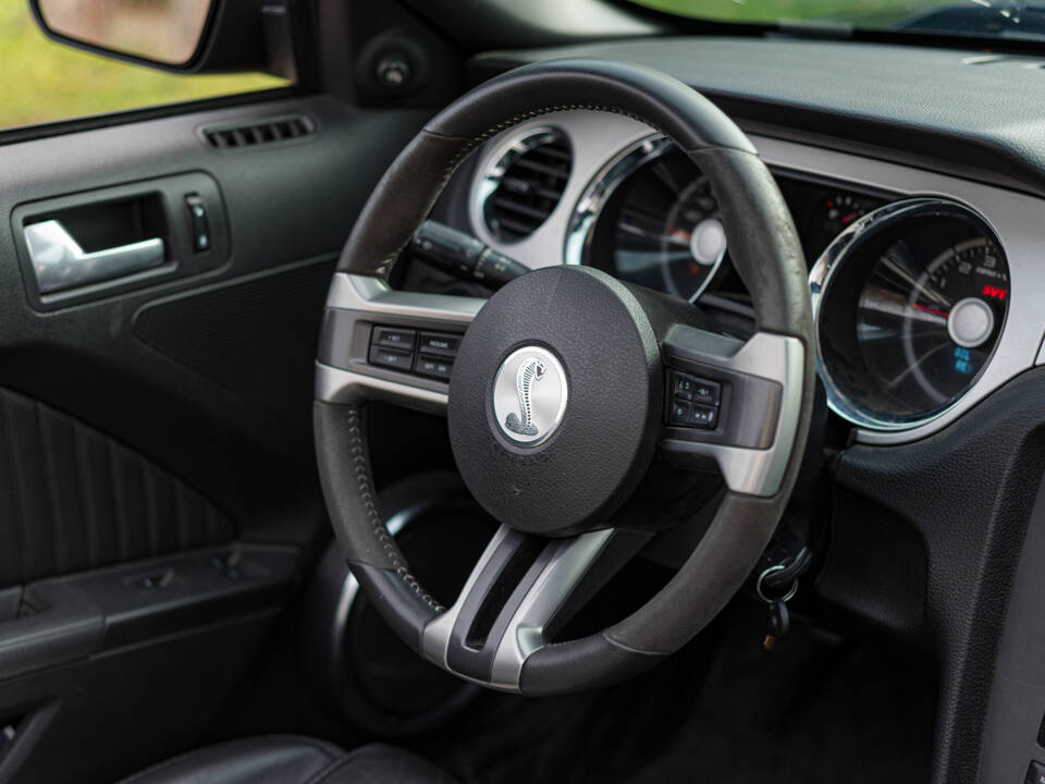 Image 86/99 of Ford Mustang Shelby GT 500 (2012)
