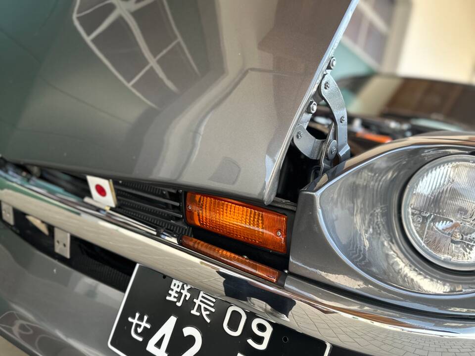 Image 13/64 of Datsun 280 Z (1976)