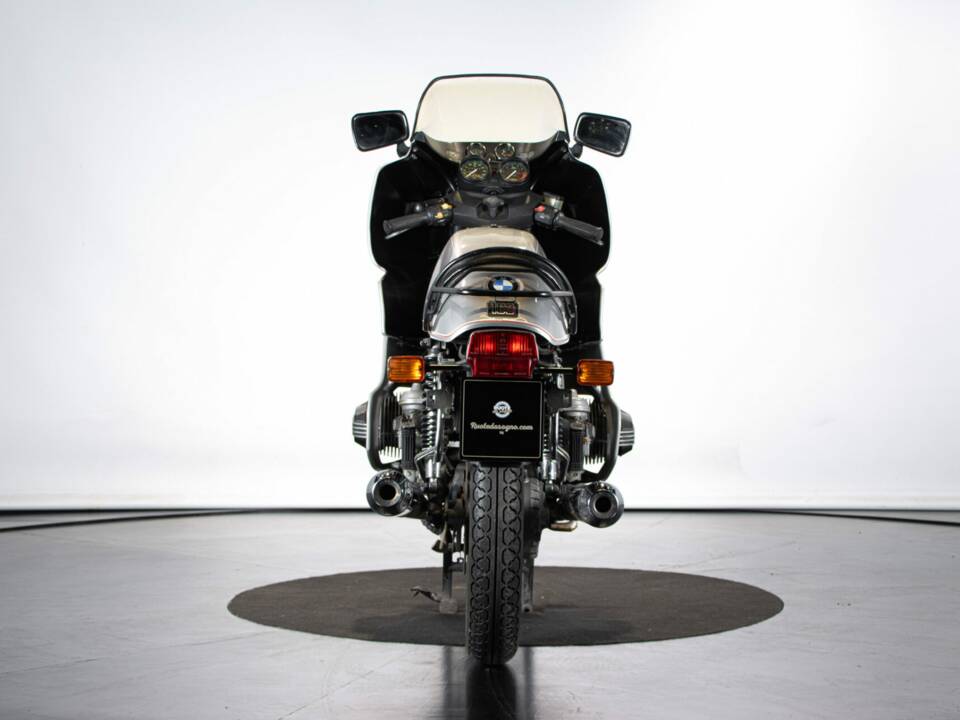 Imagen 3/50 de BMW R 100 RS (1981)