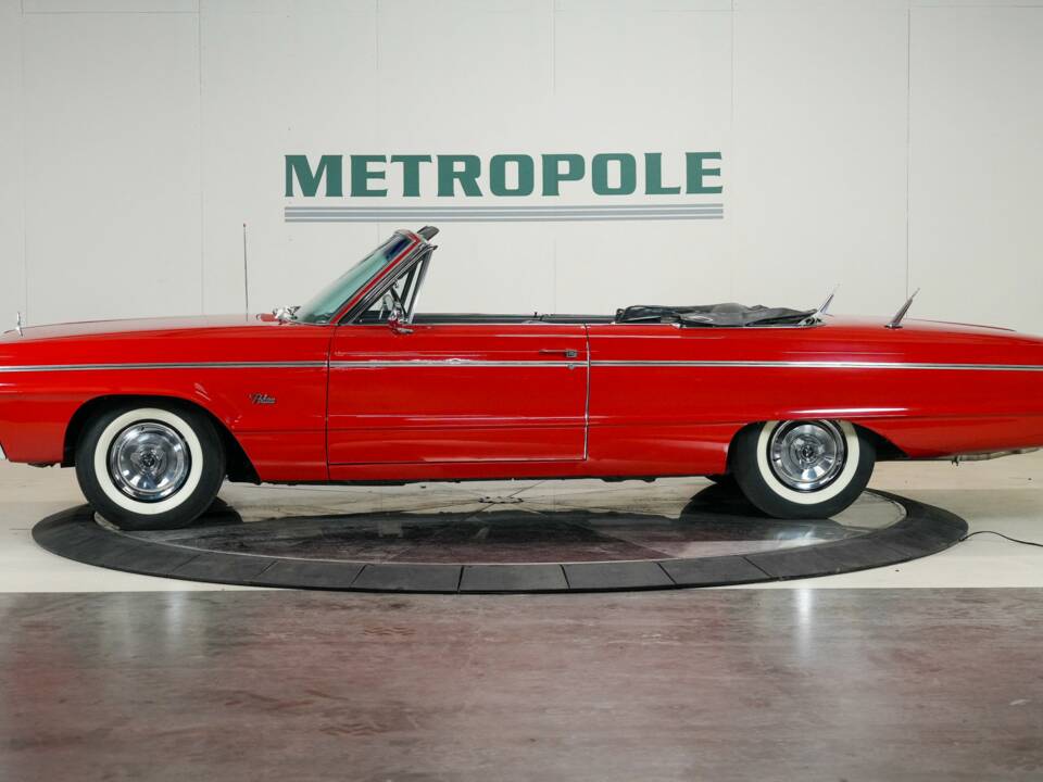 Image 13/44 of Dodge Polara (1965)