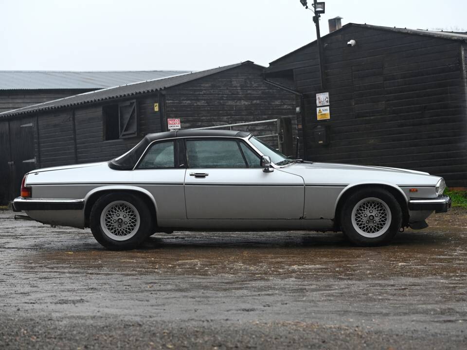 Imagen 2/15 de Jaguar XJ-S H.E. (1985)