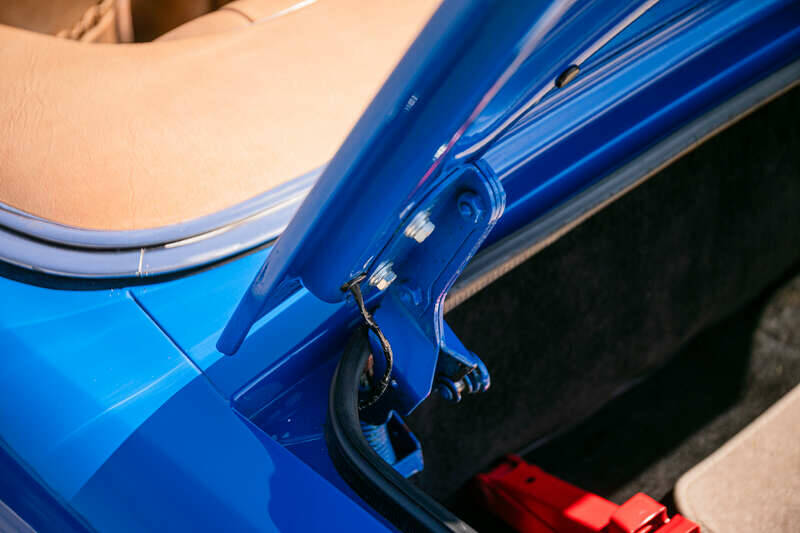 Image 43/49 de Triumph Stag (1977)