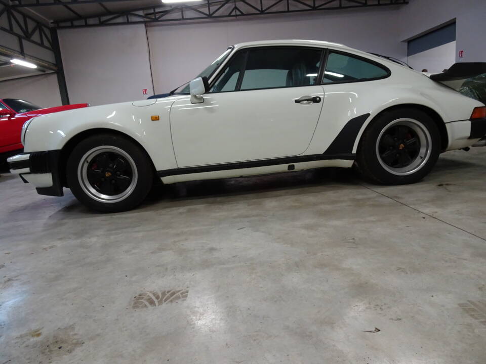 Imagen 5/24 de Porsche 911 Turbo 3.3 (1984)