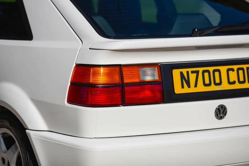 Afbeelding 21/50 van Volkswagen Corrado VR6 2.8 (1995)