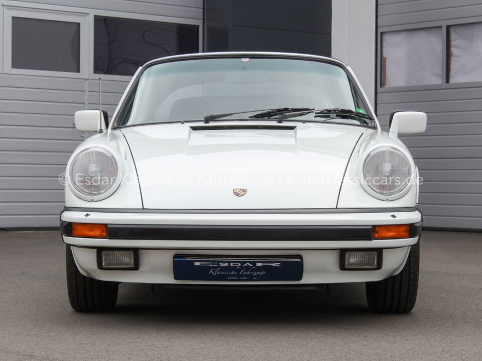 Afbeelding 19/36 van Porsche 911 Carrera 3.2 (1984)