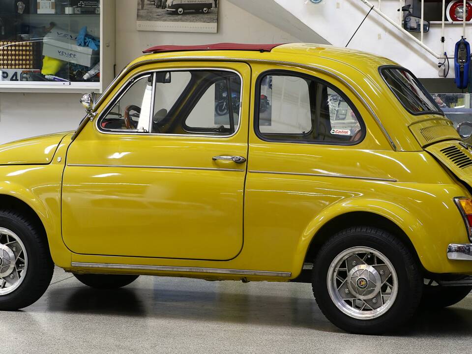 Image 6/29 of FIAT 500 F (1969)