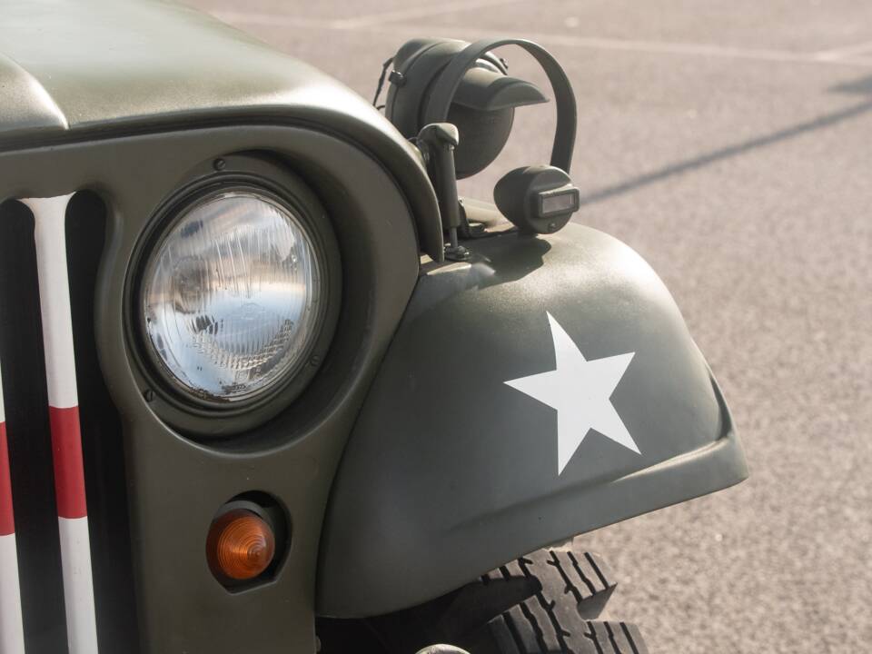 Bild 10/50 von Willys-Overland MC / M-38 (1961)