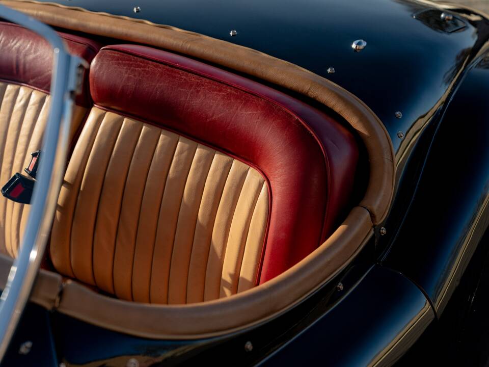 Afbeelding 55/58 van Jaguar XK 120 OTS (1951)