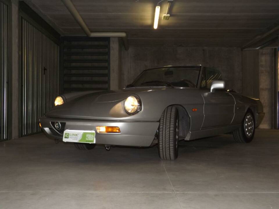Bild 7/50 von Alfa Romeo 2.0 Spider (1992)