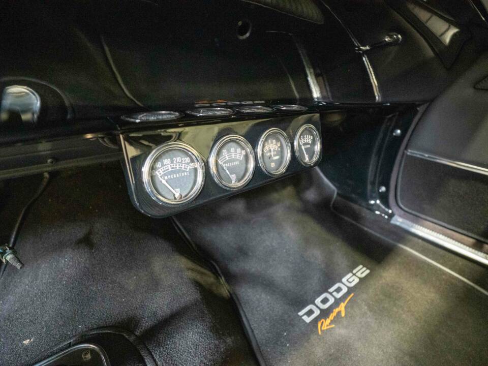 Image 19/40 of Dodge Coronet 500 Coupé (1965)