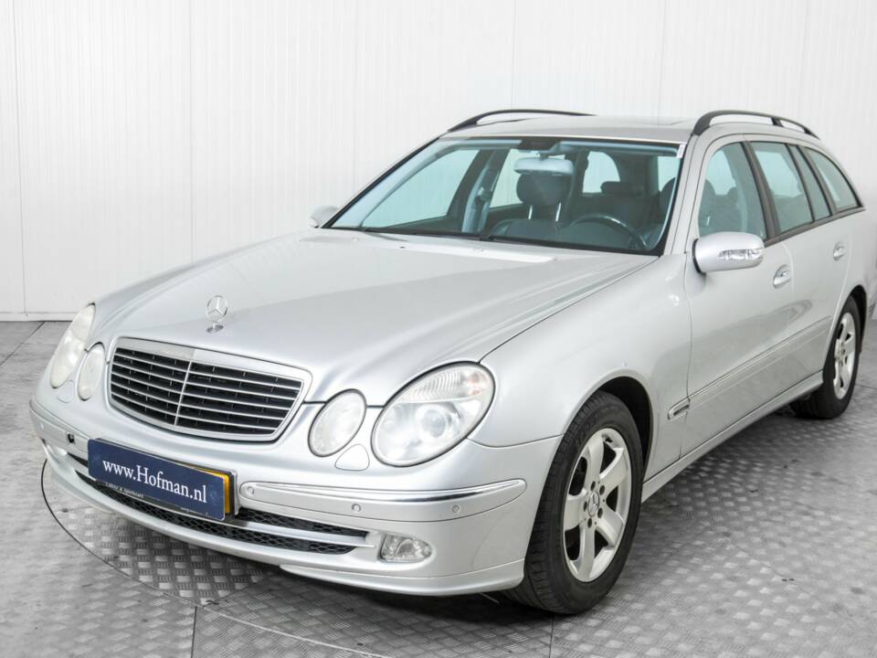 Bild 17/50 von Mercedes-Benz E 200 Kompressor T (2003)