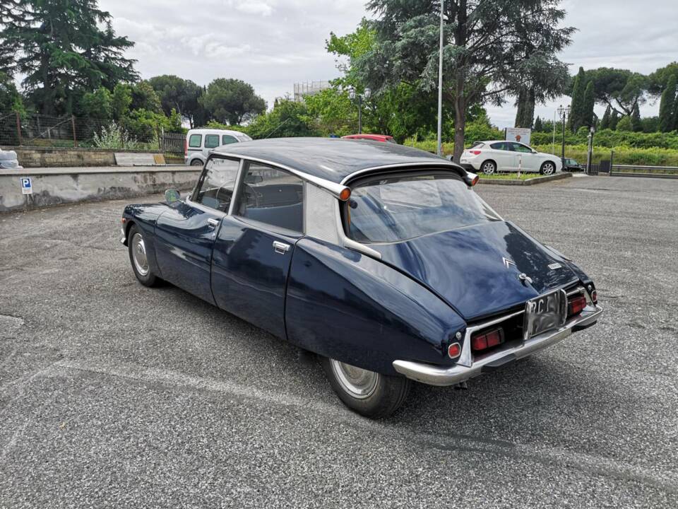 Immagine 3/35 di Citroën DS 20 (1973)