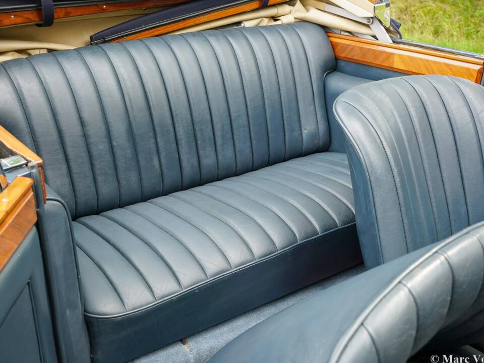 Image 24/59 of Bentley 4 1/4 Litre (1936)