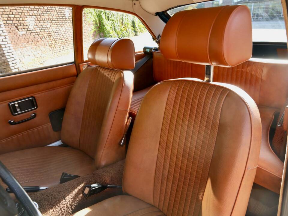 Immagine 23/50 di MG MGB GT (1971)