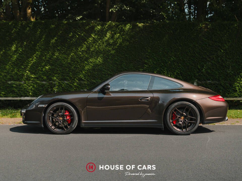 Immagine 5/46 di Porsche 911 Carrera 4S (2011)