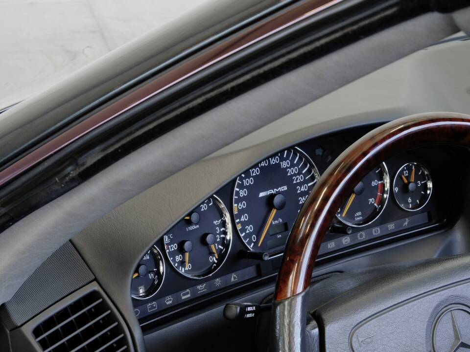 Bild 16/50 von Mercedes-Benz SL 60 AMG (1994)