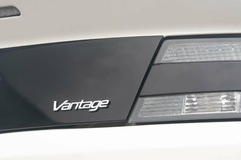 Bild 48/50 von Aston Martin V8 Vantage (2013)