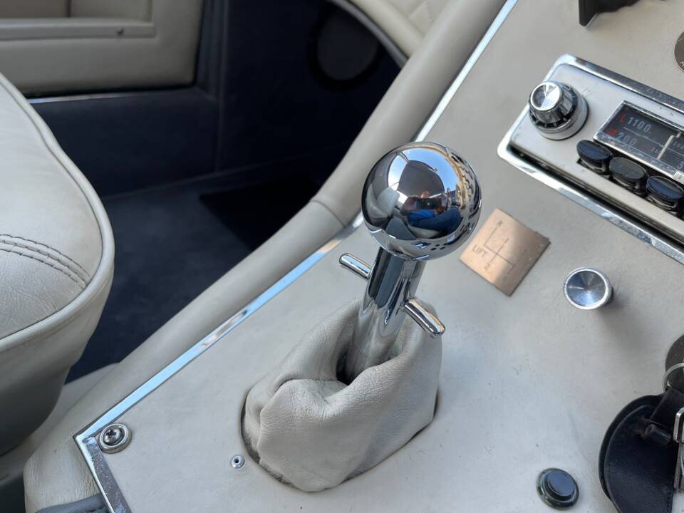 Image 17/65 de Gordon-Keeble GT (1964)