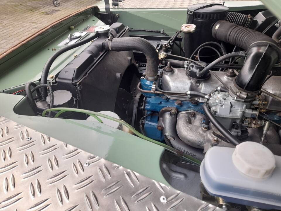 Immagine 21/29 di Land Rover 88 (1974)