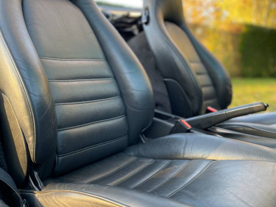 Image 7/10 of Porsche 911 Carrera 4 (1990)