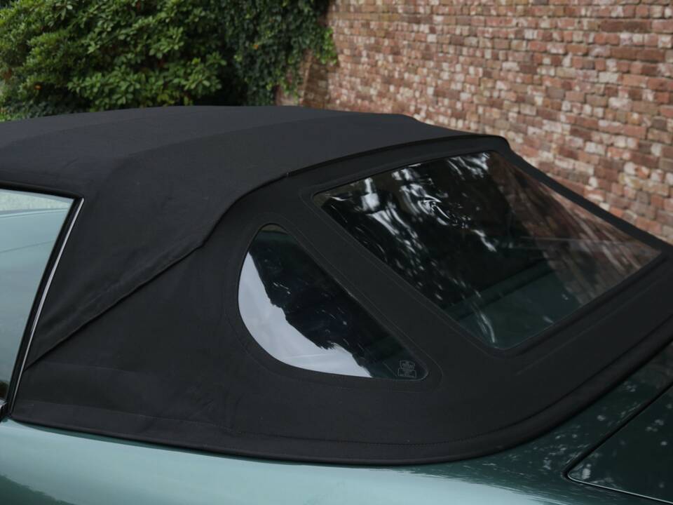 Image 10/50 of Mercedes-Benz 300 SL-24 (1992)