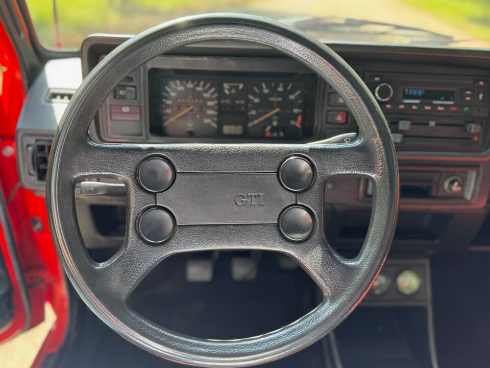 Immagine 14/31 di Volkswagen Golf I GTI 1.6 (1982)