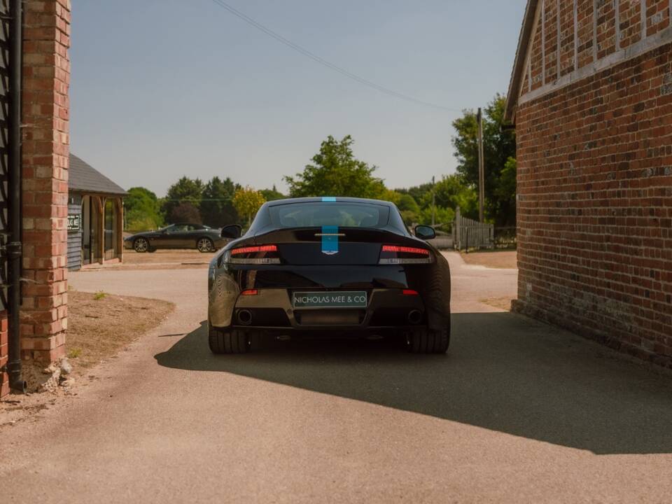 Bild 34/79 von Aston Martin V12 Vantage AMR (2018)