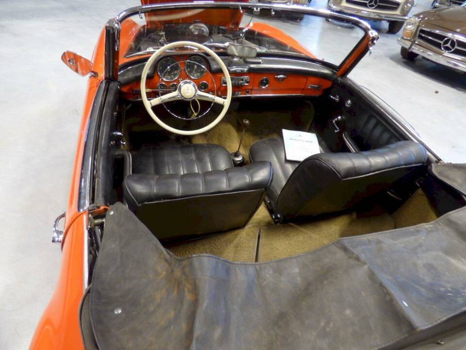 Image 16/33 of Mercedes-Benz 190 SL (1961)