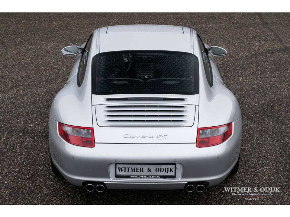 Bild 7/31 von Porsche 911 Carrera 4S (2006)