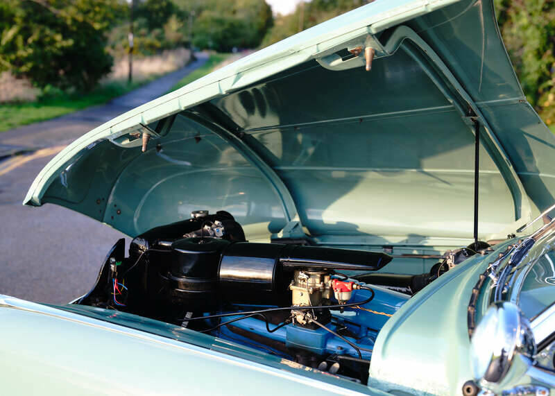 Bild 40/44 von Buick Special Riviera Coupé (1949)