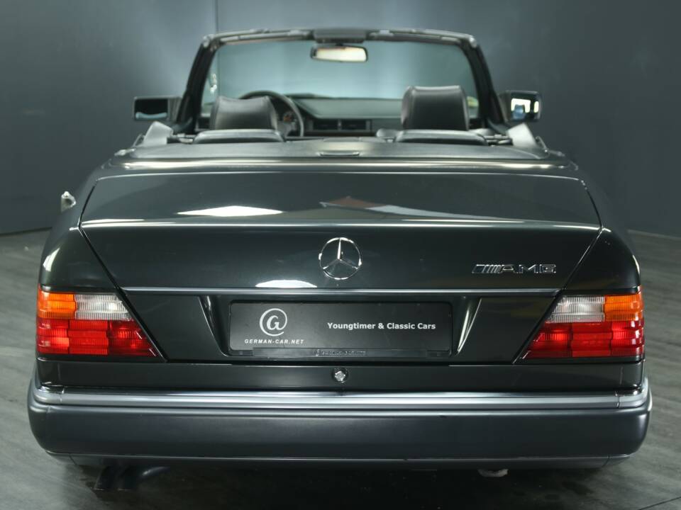 Afbeelding 5/82 van Mercedes-Benz 300 CE-24 3.4 AMG (1993)