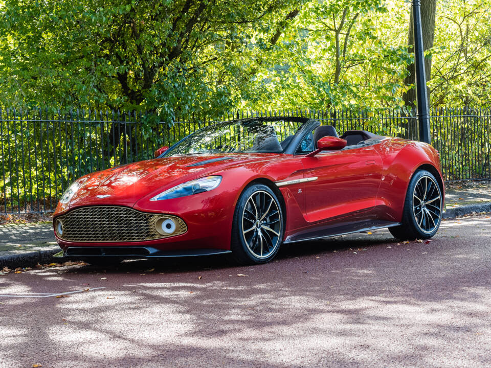 Afbeelding 5/70 van Aston Martin Vanquish Zagato Volante (2017)