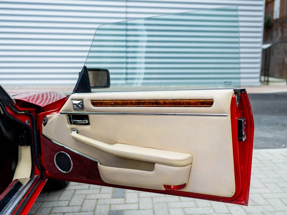 Imagen 7/50 de Jaguar XJ-S Convertible (1989)